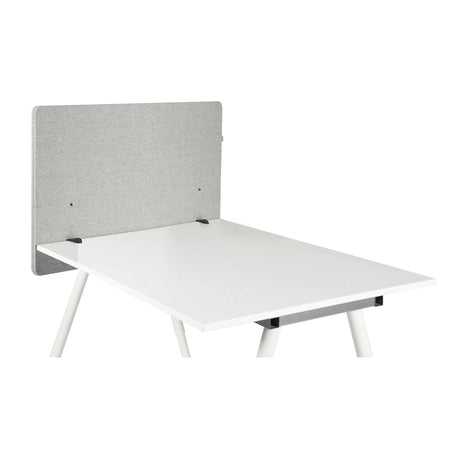 Lichtgrijze Tafelverdeler FLEXMIUT D SIDE op een wit bureau van hjh OFFICE