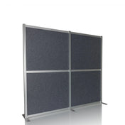 Grijze Scheidingswand FLEXMIUT MODUL met zilverkleurig frame en standvoeten van hjh OFFICE