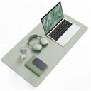 Lichtgroene bureau onderlegger Padflux Clean met glad oppervlak en afgeronde hoeken van hjh OFFICE
