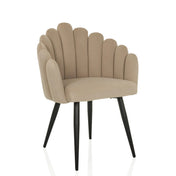 Beige eetkamerstoel SCALLORE met schelpvormige rugleuning en zwarte poten van hjh LIVING