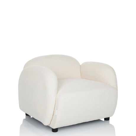 Witte loungestoel VERDUNA met gestructureerde stofbekleding en afgeronde vorm van hjh LIVING